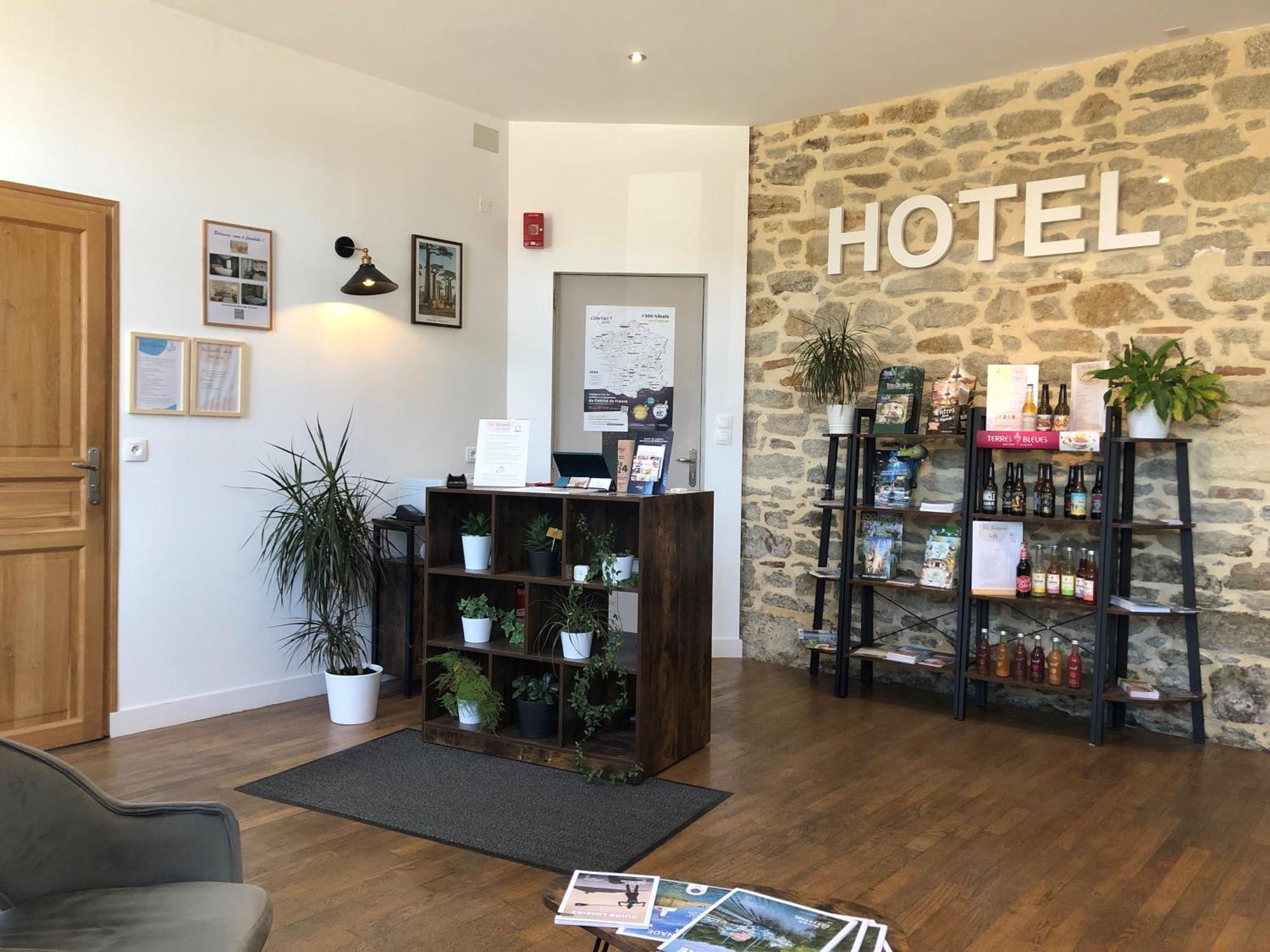 Hotel Ocean דינאן מראה חיצוני תמונה